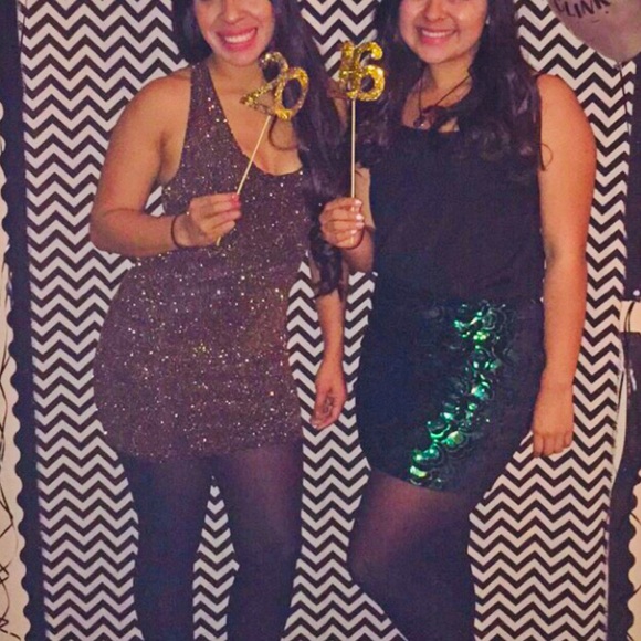 Gold Sparkle Dress with Open Back - Picture 4 of 4